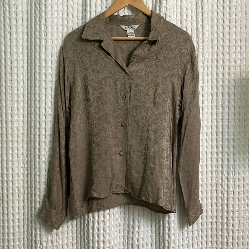 Vintage Champagne Colored 100% Silk Top | Allison Taylor | size M
